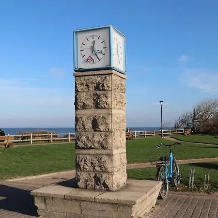 Semesterbostad Bernstein *