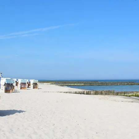 Bernstein * Ostseebad Nienhagen